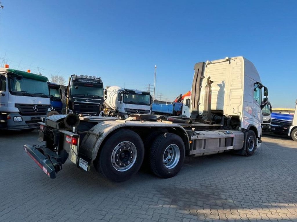 Volvo FH 500 6x2 Abrollkipper Funkfernbedienung - شاحنة ذات خطاف: صورة 4 Volvo FH 500 6x2 Abrollkipper Funkfernbedienung - شاحنة ذات خطاف: صورة 4