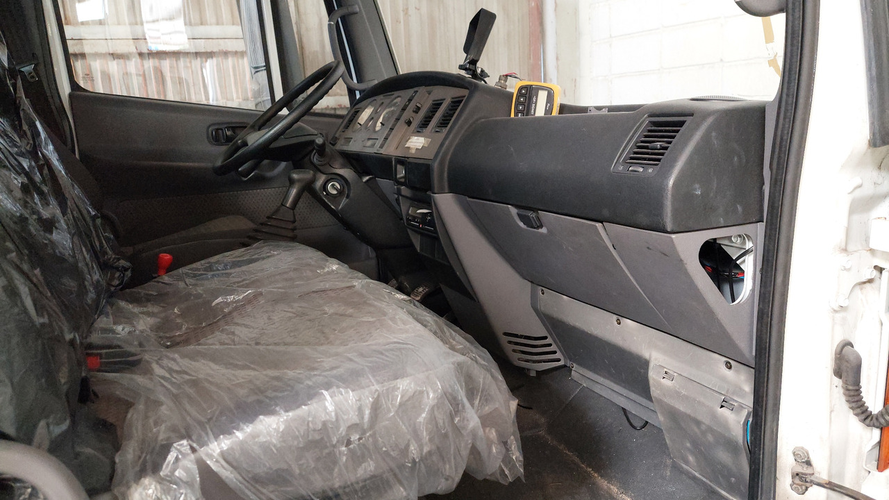 CDII/1000/GT12 Langa deicer - ماكينة إزالة الجليد عن الطائرات: صورة 5 CDII/1000/GT12 Langa deicer - ماكينة إزالة الجليد عن الطائرات: صورة 5