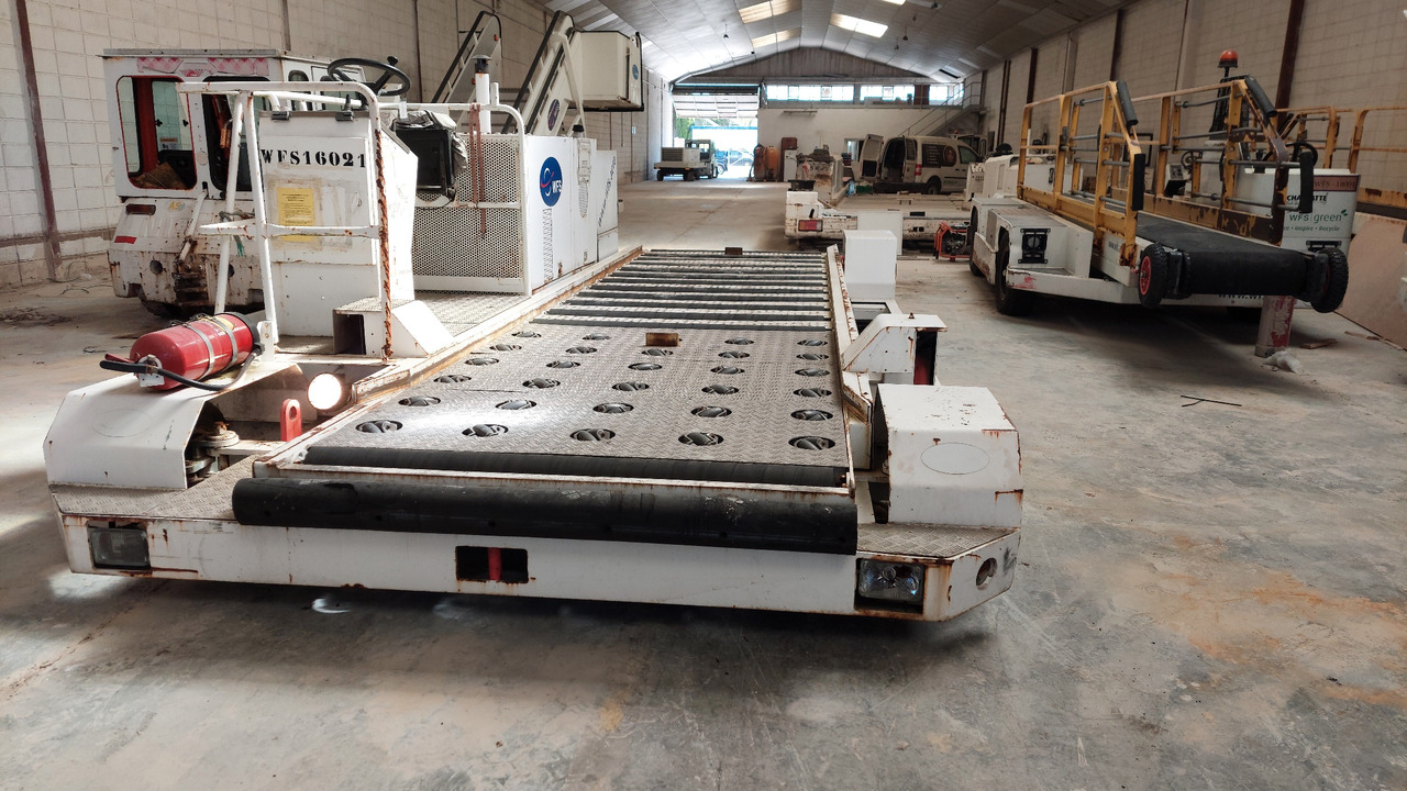 CLT-8 Speedloader FMC - محملات الحاويات والمنصات النقالة: صورة 1 CLT-8 Speedloader FMC - محملات الحاويات والمنصات النقالة: صورة 1