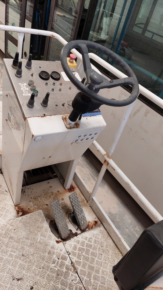 CLT-8 speedloader FMC - محملات الحاويات والمنصات النقالة: صورة 4 CLT-8 speedloader FMC - محملات الحاويات والمنصات النقالة: صورة 4