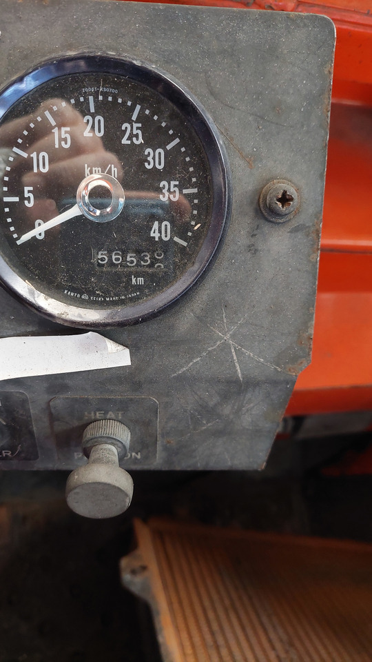 FV02 Nissan Baggage Tractor - جرارات الأمتعة: صورة 4 FV02 Nissan Baggage Tractor - جرارات الأمتعة: صورة 4