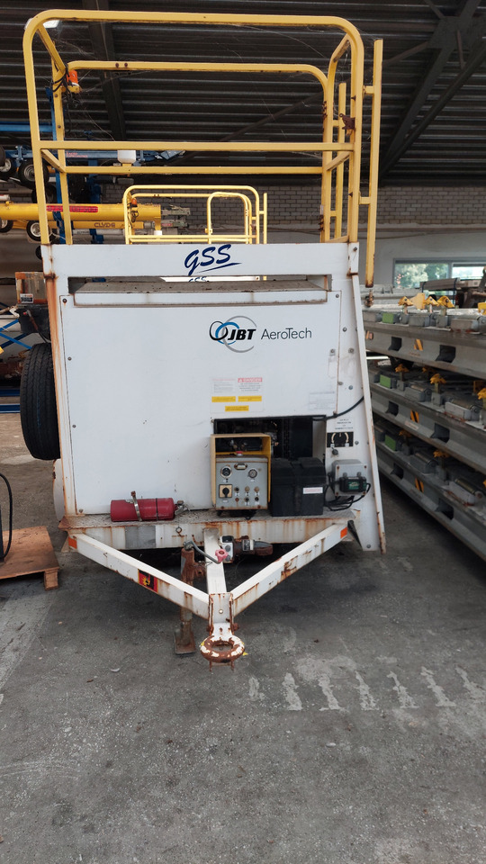 JBT GS320 Towable De-icer - ماكينة إزالة الجليد عن الطائرات: صورة 1 JBT GS320 Towable De-icer - ماكينة إزالة الجليد عن الطائرات: صورة 1