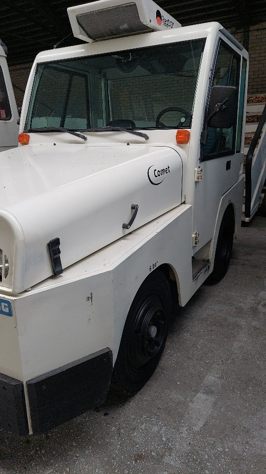 Mulag Comet 4 Baggage Tractor - جرارات الأمتعة: صورة 2 Mulag Comet 4 Baggage Tractor - جرارات الأمتعة: صورة 2