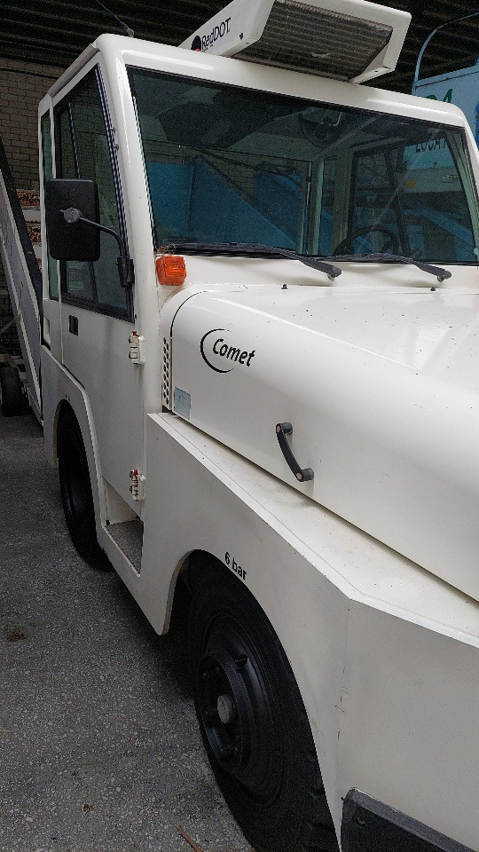 Mulag Comet 4 Baggage Tractor - جرارات الأمتعة: صورة 3 Mulag Comet 4 Baggage Tractor - جرارات الأمتعة: صورة 3
