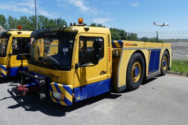 Pushback Kamag Towbear - جرارات الطائرات: صورة 1 Pushback Kamag Towbear - جرارات الطائرات: صورة 1