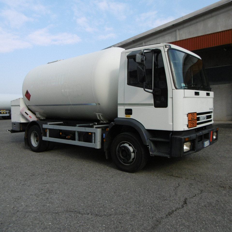 IVECO 130.24 LPG GAS Tank - شاحنة صهريج: صورة 1 IVECO 130.24 LPG GAS Tank - شاحنة صهريج: صورة 1