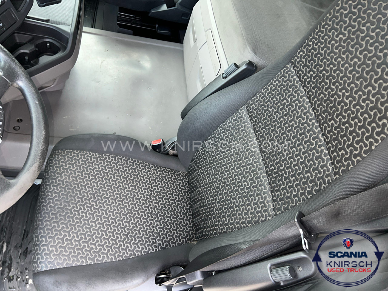 SCANIA R450A4X2NA PTO ADR FL - وحدة جر: صورة 4 SCANIA R450A4X2NA PTO ADR FL - وحدة جر: صورة 4