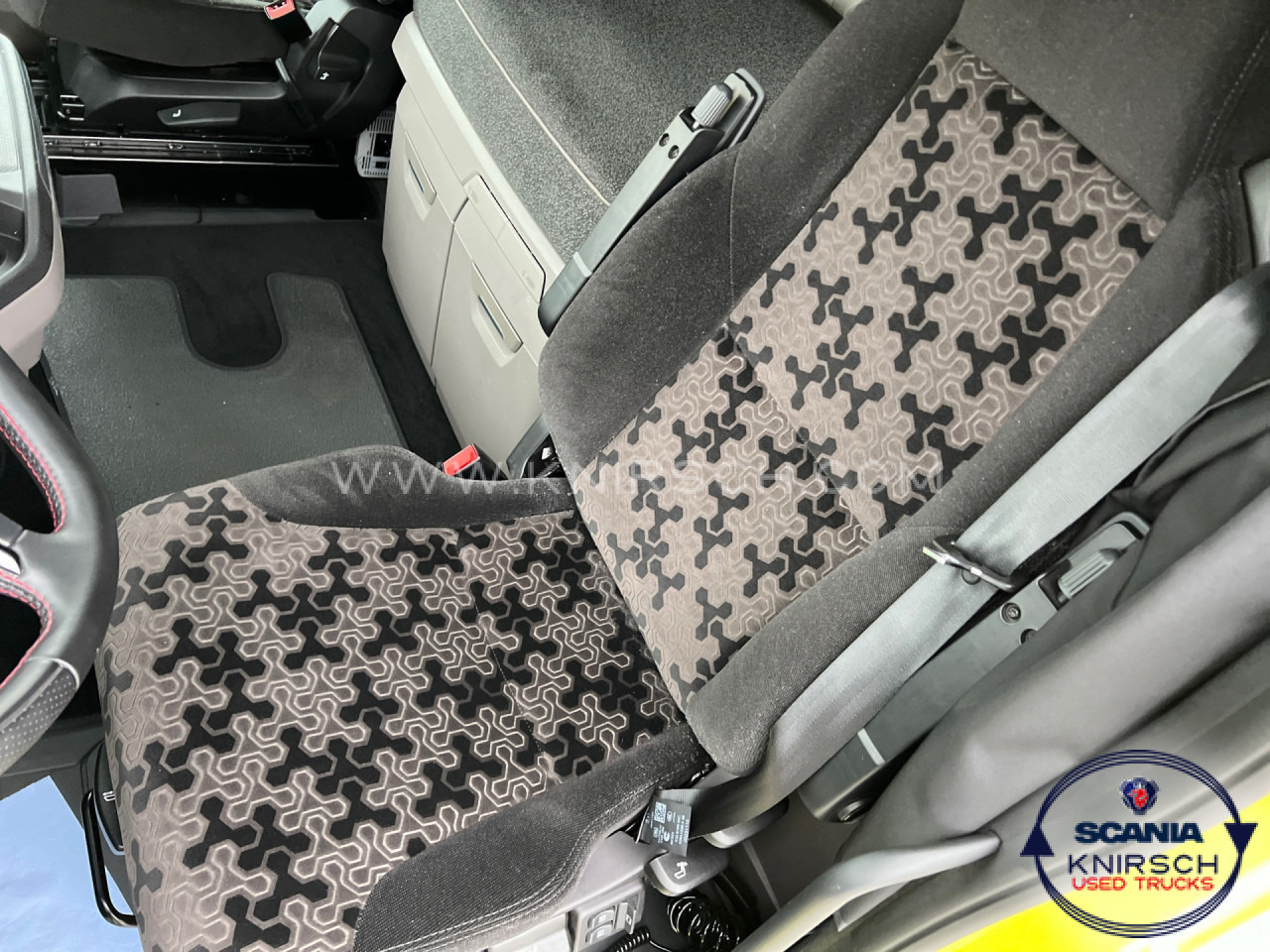 SCANIA S590A6X4NB - وحدة جر: صورة 4 SCANIA S590A6X4NB - وحدة جر: صورة 4