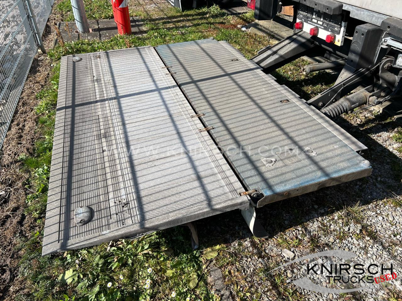 SCHMITZ SKO 24 Doppelstock, LBW 2000 kg, Liftachse - نصف مقطورة مُبرِّدة: صورة 5 SCHMITZ SKO 24 Doppelstock, LBW 2000 kg, Liftachse - نصف مقطورة مُبرِّدة: صورة 5