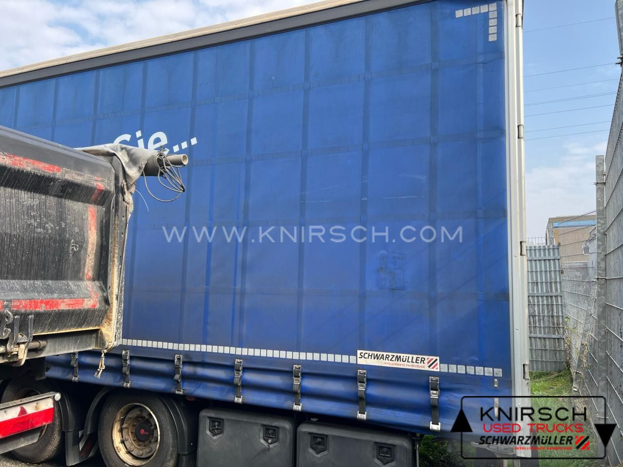 Schwarzmüller S1 Mega, XL, Daimler 9.5, Getränkezertifikat, S - نصف مقطورة ستارة: صورة 4 Schwarzmüller S1 Mega, XL, Daimler 9.5, Getränkezertifikat, S - نصف مقطورة ستارة: صورة 4