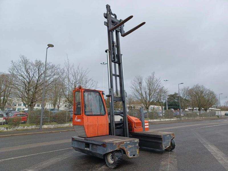 Amlift AMLAT COMBI 50/14/55 - شاحنة مناولة بأربعة اتجاهات: صورة 2 Amlift AMLAT COMBI 50/14/55 - شاحنة مناولة بأربعة اتجاهات: صورة 2