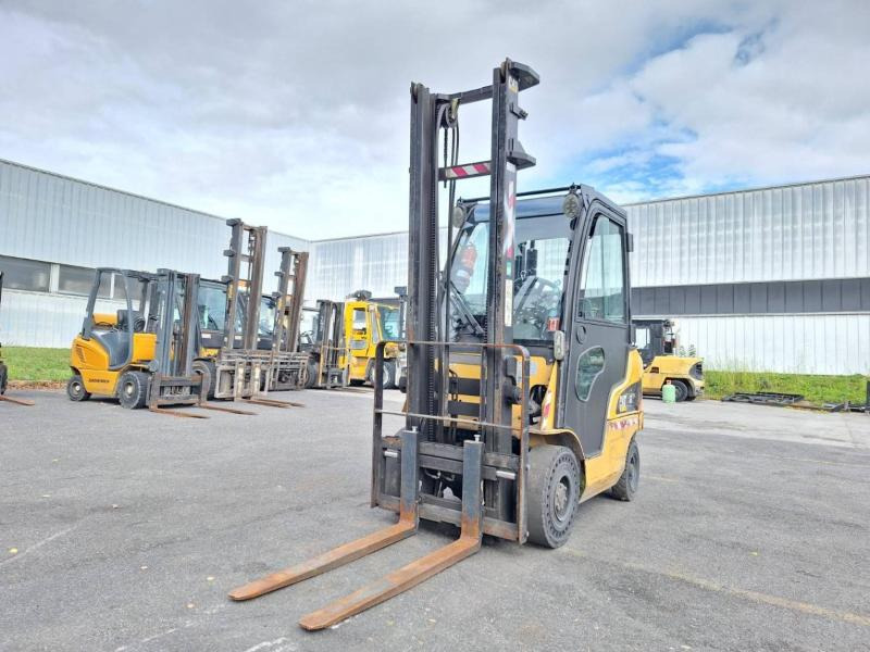 Caterpillar GP18N - رافعة شوكية تعمل بالغاز: صورة 1 Caterpillar GP18N - رافعة شوكية تعمل بالغاز: صورة 1