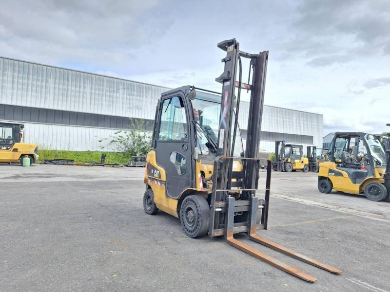 Caterpillar GP18N - رافعة شوكية تعمل بالغاز: صورة 2 Caterpillar GP18N - رافعة شوكية تعمل بالغاز: صورة 2