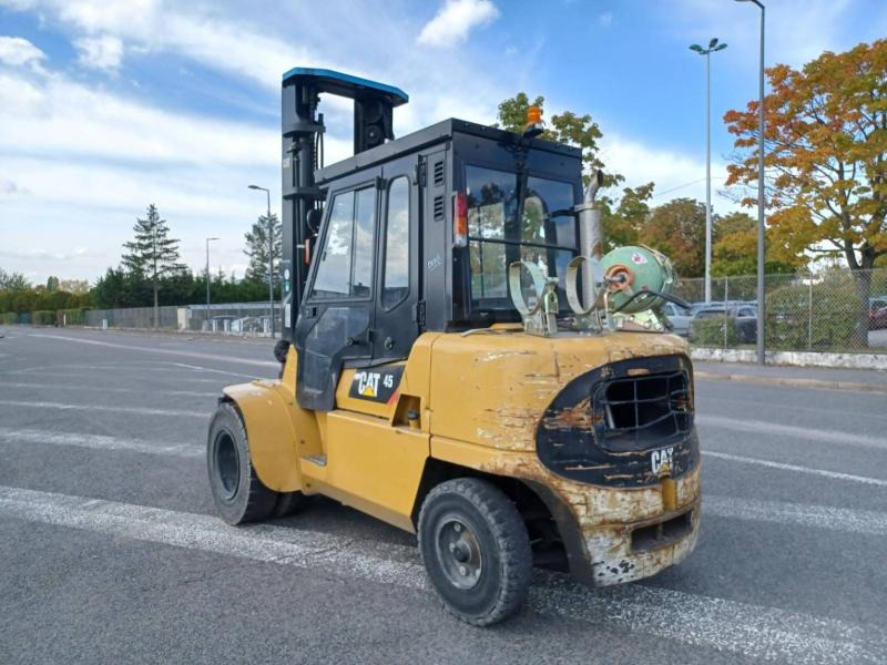 Caterpillar GP45K2 - رافعة شوكية تعمل بالغاز: صورة 5 Caterpillar GP45K2 - رافعة شوكية تعمل بالغاز: صورة 5