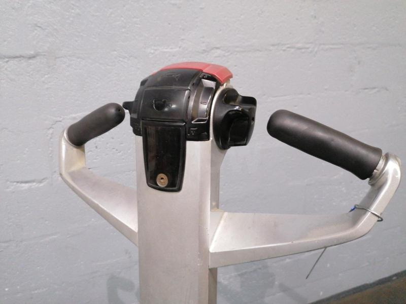 شاحنة باليت Caterpillar NPP20M: صورة 9 شاحنة باليت Caterpillar NPP20M: صورة 9