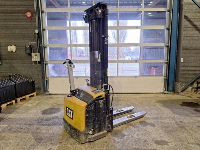 Caterpillar NSP16N - آلة التكديس: صورة 2 Caterpillar NSP16N - آلة التكديس: صورة 2