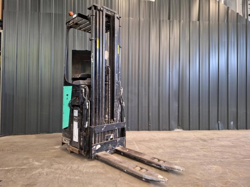 Caterpillar NSR16N - آلة التكديس: صورة 2 Caterpillar NSR16N - آلة التكديس: صورة 2