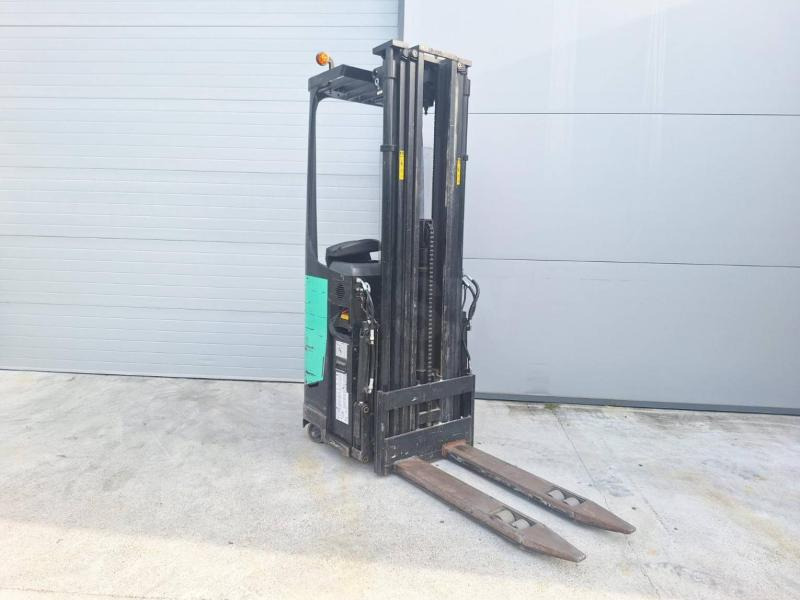Caterpillar NSR16N - آلة التكديس: صورة 1 Caterpillar NSR16N - آلة التكديس: صورة 1