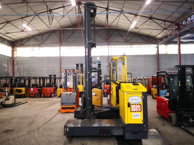 Combilift C4500GTE - محمل جانبي - رافعة شوكية ذات شحن جانبي: صورة 4 Combilift C4500GTE - محمل جانبي - رافعة شوكية ذات شحن جانبي: صورة 4