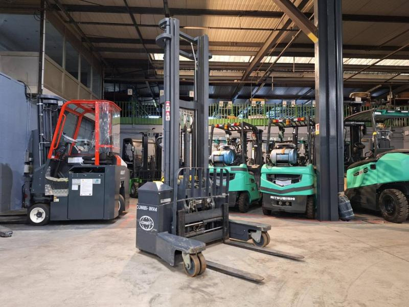 Combilift WR4 - آلة التكديس: صورة 2 Combilift WR4 - آلة التكديس: صورة 2