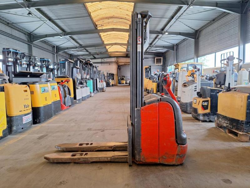 آلة التكديس Fenwick L16: صورة 6