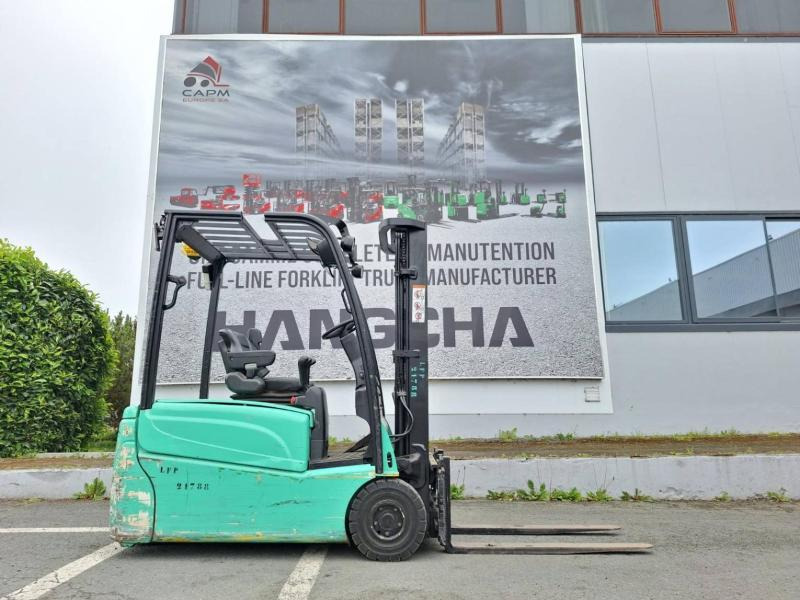 Yale ERP16VT - رافعة شوكية كهربائية: صورة 4 Yale ERP16VT - رافعة شوكية كهربائية: صورة 4