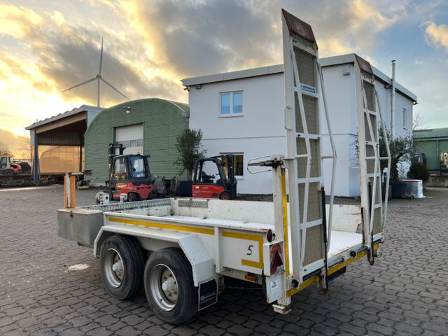 Blomenröhr 552/6900 Tieflader, Rampen, 6,9 to. zGG, TÜV neu - مقطورة مسطحة منخفضة: صورة 3 Blomenröhr 552/6900 Tieflader, Rampen, 6,9 to. zGG, TÜV neu - مقطورة مسطحة منخفضة: صورة 3