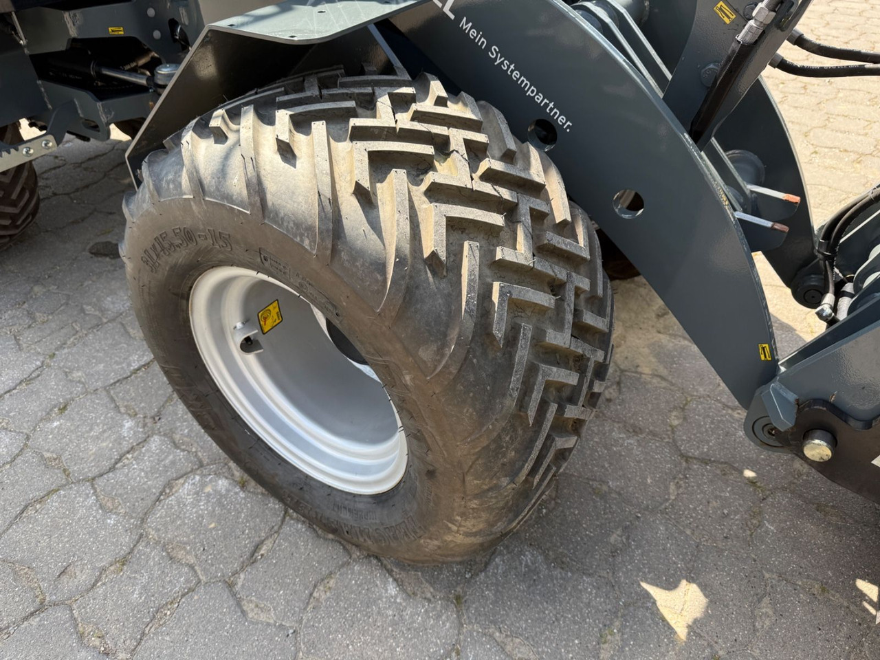 Giant G2500 HD X-TRA, Bj 20, SW, Schaufel, Gabel - اللودر بعجل: صورة 5 Giant G2500 HD X-TRA, Bj 20, SW, Schaufel, Gabel - اللودر بعجل: صورة 5