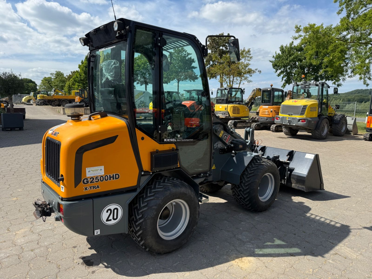 Giant G2500 HD X-TRA, Bj 20, SW, Schaufel, Gabel - اللودر بعجل: صورة 4 Giant G2500 HD X-TRA, Bj 20, SW, Schaufel, Gabel - اللودر بعجل: صورة 4