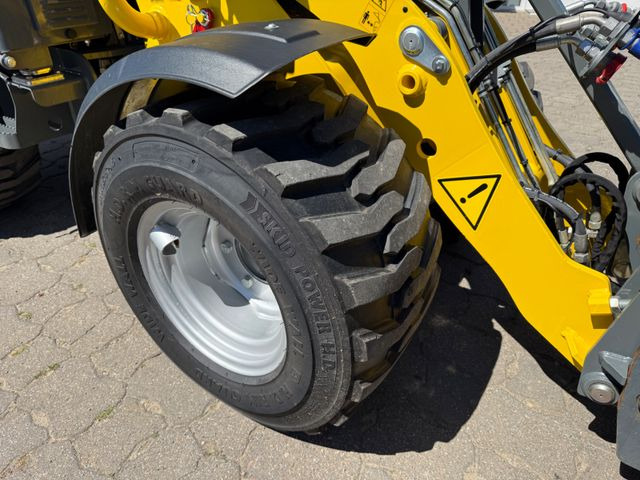 Wacker WL 25, Bj 23, 210 BH, Breitreifen Schaufel Gabel - اللودر بعجل: صورة 5 Wacker WL 25, Bj 23, 210 BH, Breitreifen Schaufel Gabel - اللودر بعجل: صورة 5