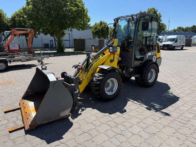 Wacker WL 25, Bj 23, 210 BH, Breitreifen Schaufel Gabel - اللودر بعجل: صورة 1 Wacker WL 25, Bj 23, 210 BH, Breitreifen Schaufel Gabel - اللودر بعجل: صورة 1