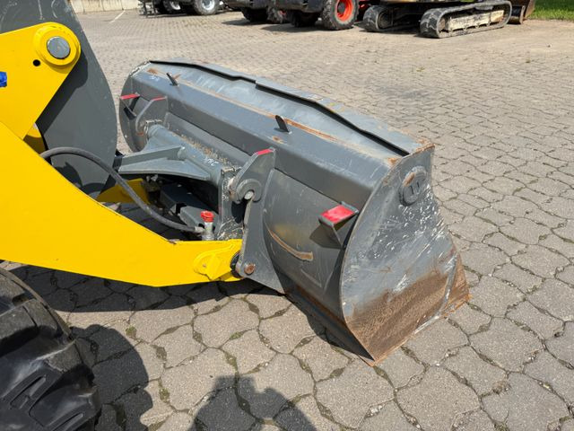 Wacker WL 44, BJ 22, 775 BH, Schaufel, Gabel, TOP - اللودر بعجل: صورة 5 Wacker WL 44, BJ 22, 775 BH, Schaufel, Gabel, TOP - اللودر بعجل: صورة 5