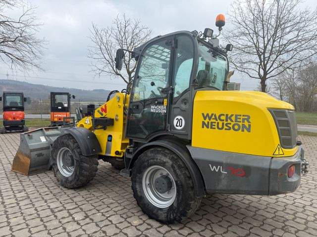 Wacker WL 70, Bj 21, 1625 BH, 122 PS, Schaufel Gabel Wacker WL 70, Bj 21, 1625 BH, 122 PS, Schaufel Gabel - اللودر بعجل: صورة 2 Wacker WL 70, Bj 21, 1625 BH, 122 PS, Schaufel Gabel Wacker WL 70, Bj 21, 1625 BH, 122 PS, Schaufel Gabel - اللودر بعجل: صورة 2