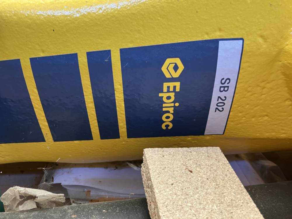 Epiroc Hammer SB202 - معدات البناء: صورة 3 Epiroc Hammer SB202 - معدات البناء: صورة 3