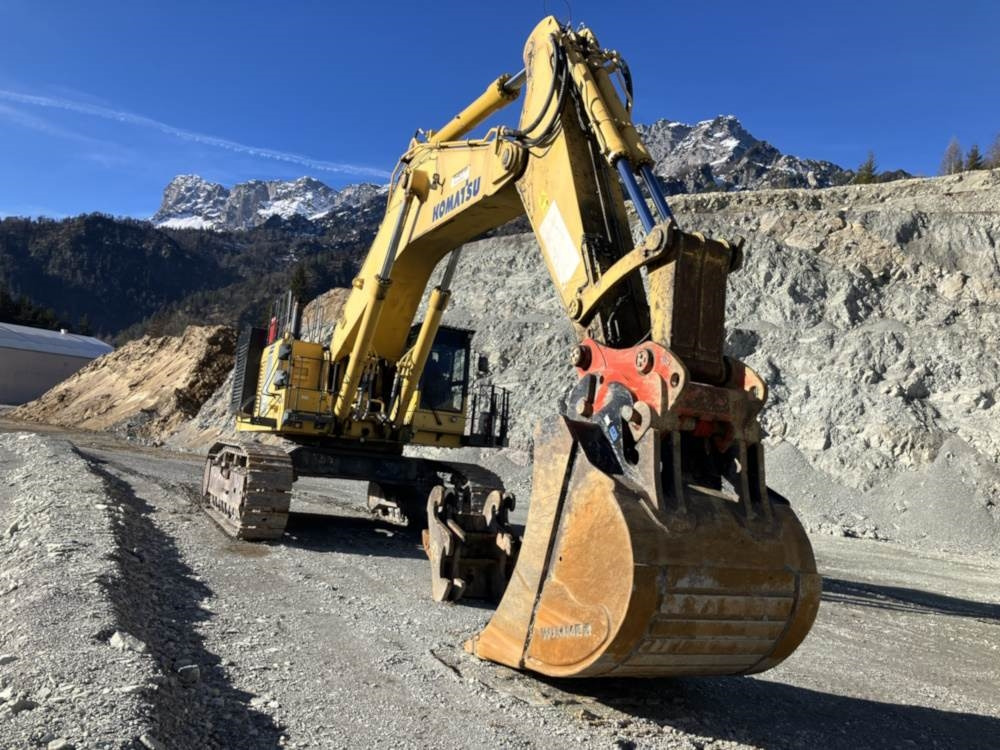 Komatsu PC1250-8 - حفار زحاف: صورة 1 Komatsu PC1250-8 - حفار زحاف: صورة 1