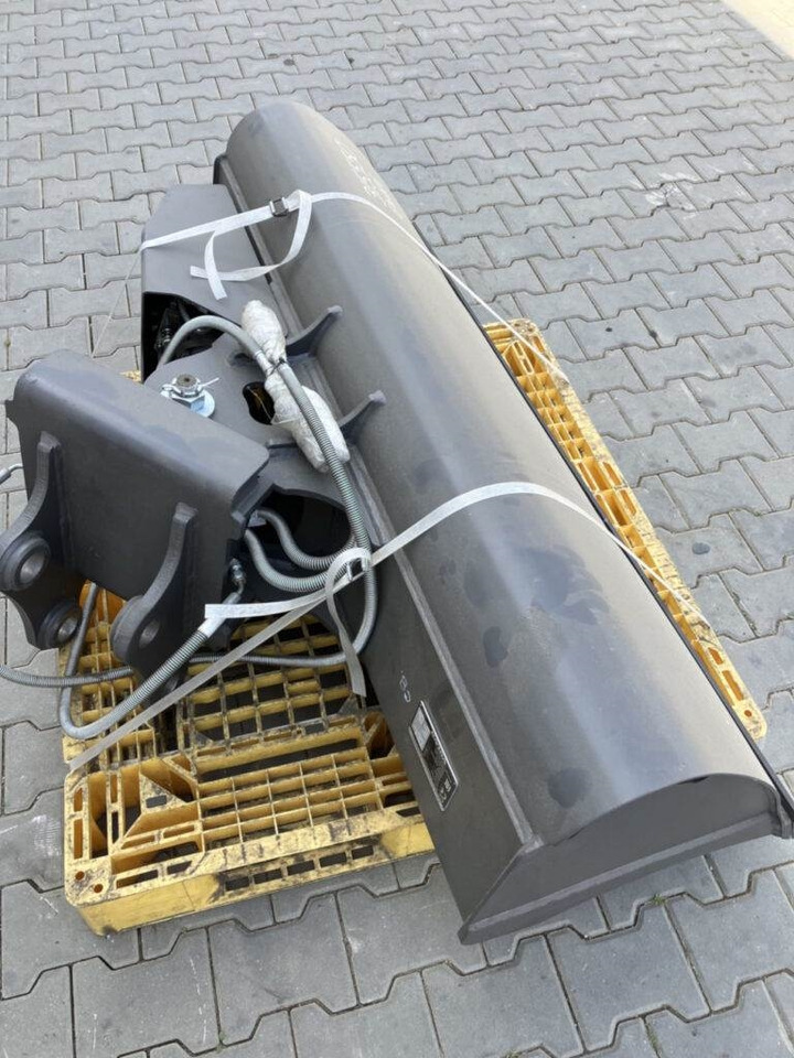 Volvo Böschungslöffel schwenkbar - Festanbau - جرافة حفار: صورة 1 Volvo Böschungslöffel schwenkbar - Festanbau - جرافة حفار: صورة 1