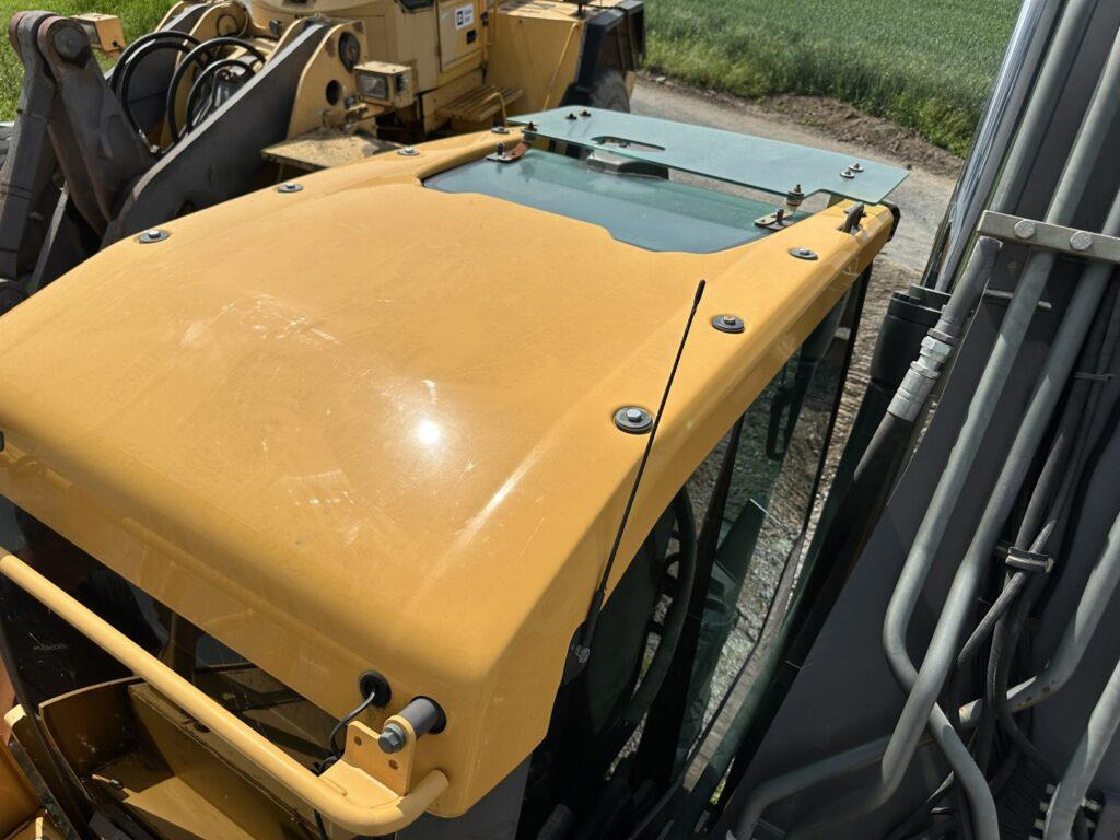 Volvo EC220EL - حفار زحاف: صورة 5 Volvo EC220EL - حفار زحاف: صورة 5