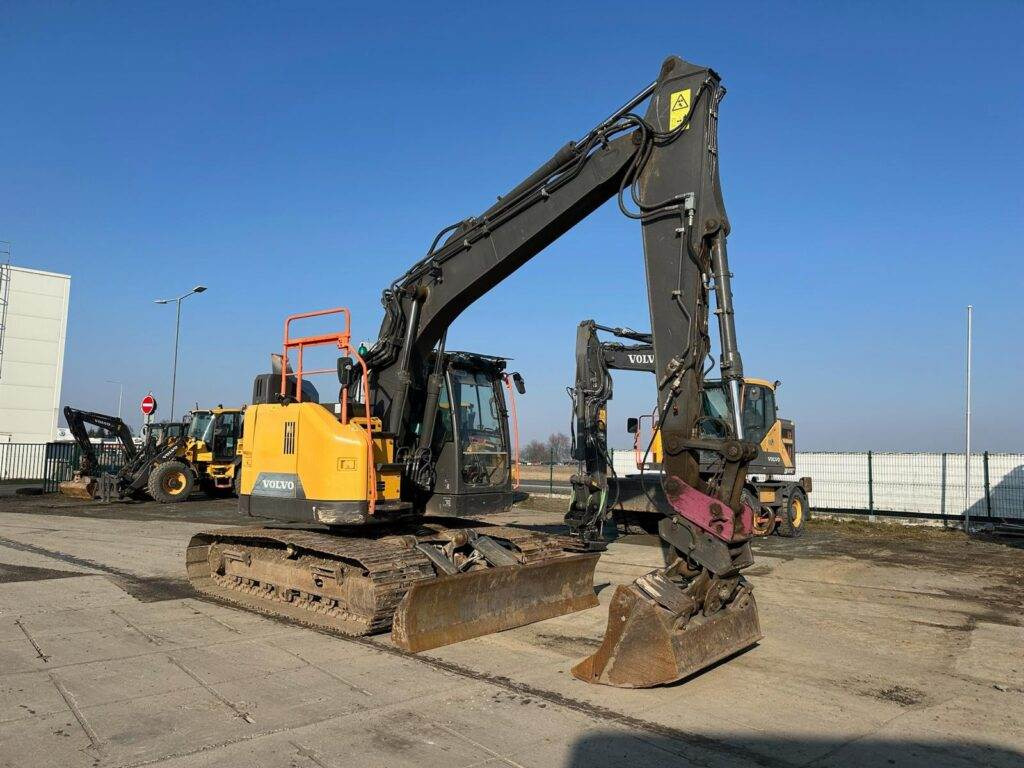 Volvo ECR145EL - حفار زحاف: صورة 1 Volvo ECR145EL - حفار زحاف: صورة 1