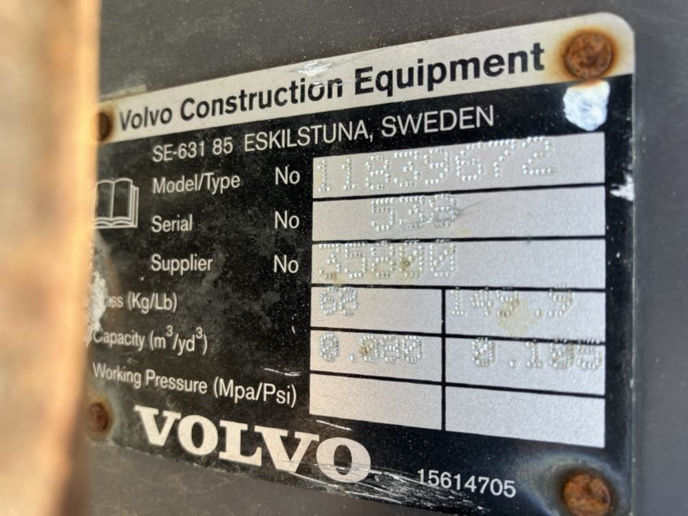 Volvo Tieflöffel mit Zähne - Festanbau - جرافة حفار: صورة 4 Volvo Tieflöffel mit Zähne - Festanbau - جرافة حفار: صورة 4