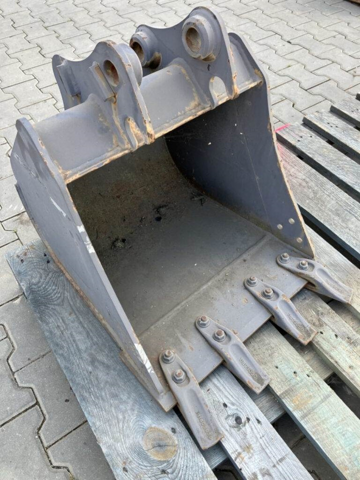 Volvo Tieflöffel mit Zähnen - Festanbau - جرافة حفار: صورة 1 Volvo Tieflöffel mit Zähnen - Festanbau - جرافة حفار: صورة 1