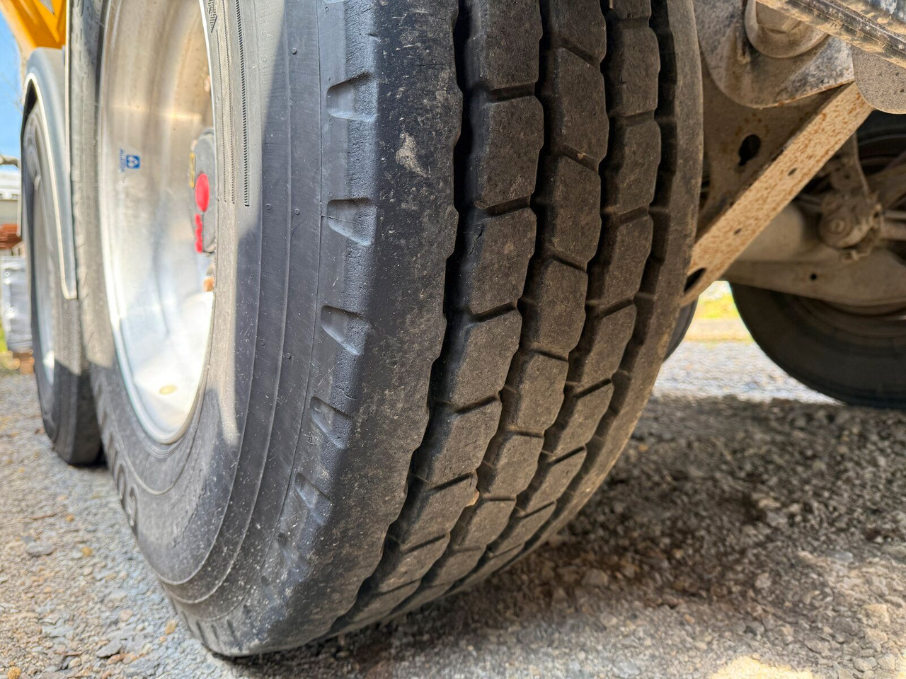 قلابة نصف مقطورة نصف مقطورة قلابة Carnehl CHKS/HH THERMO Kippauflieger 3 Achse: صورة 12