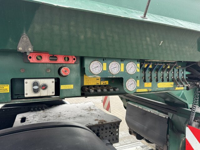Faymonville STBZ-6VA Tieflader 4+2 Achse + Schwerlast *83 T - عربة منخفضة مسطحة نصف مقطورة: صورة 2 Faymonville STBZ-6VA Tieflader 4+2 Achse + Schwerlast *83 T - عربة منخفضة مسطحة نصف مقطورة: صورة 2