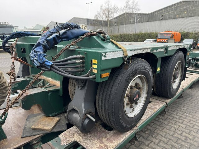 Faymonville STBZ-6VA Tieflader 4+2 Achse + Schwerlast *83 T - عربة منخفضة مسطحة نصف مقطورة: صورة 3 Faymonville STBZ-6VA Tieflader 4+2 Achse + Schwerlast *83 T - عربة منخفضة مسطحة نصف مقطورة: صورة 3