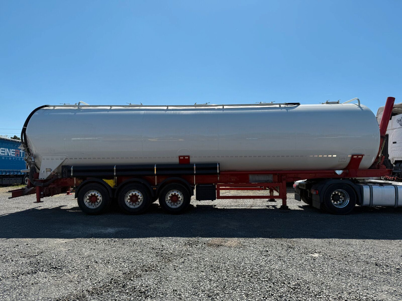 Feldbinder KIP 60.3 Silo 60.000 L 3 Achse ADR - بلكر: صورة 2 Feldbinder KIP 60.3 Silo 60.000 L 3 Achse ADR - بلكر: صورة 2