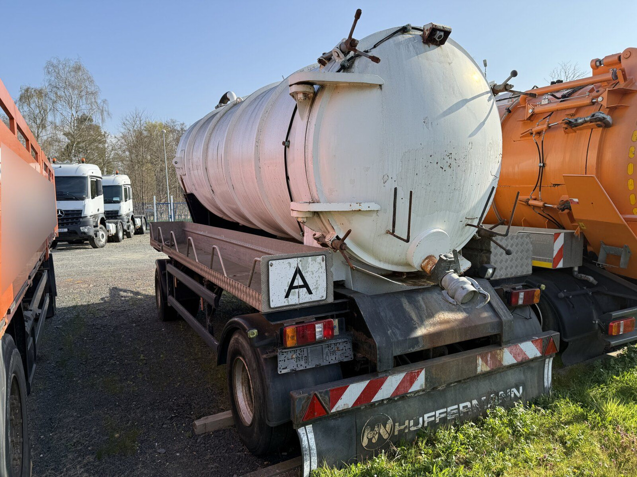 Hüffermann HSD181D Tankanhänger für nicht GGVS Güter - مقطورة صهريج: صورة 4 Hüffermann HSD181D Tankanhänger für nicht GGVS Güter - مقطورة صهريج: صورة 4