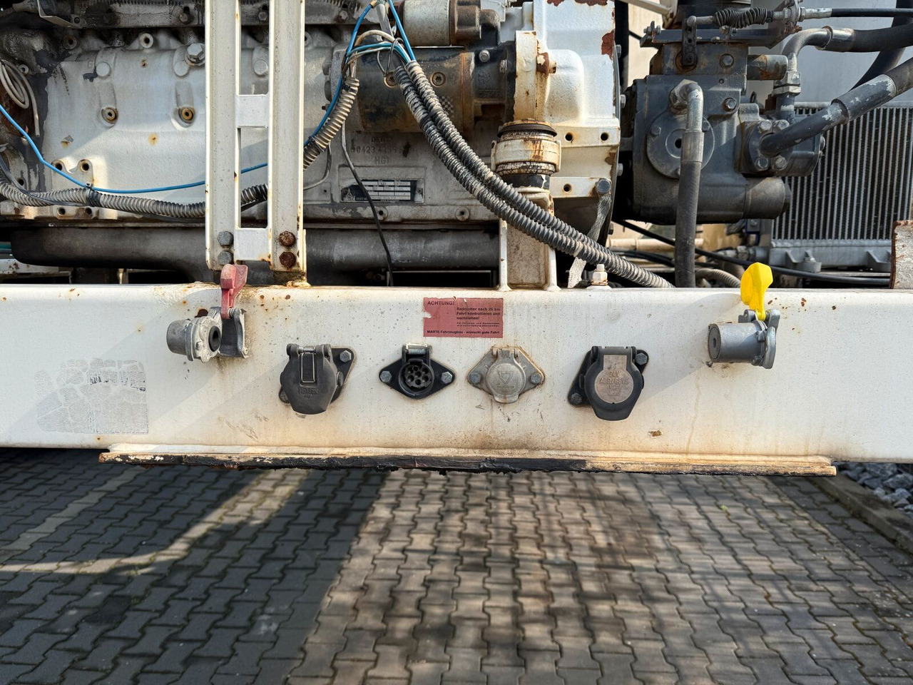 نصف مقطورة Intermix 10 m³ Betonmischer Auflieger mit Motor: صورة 6