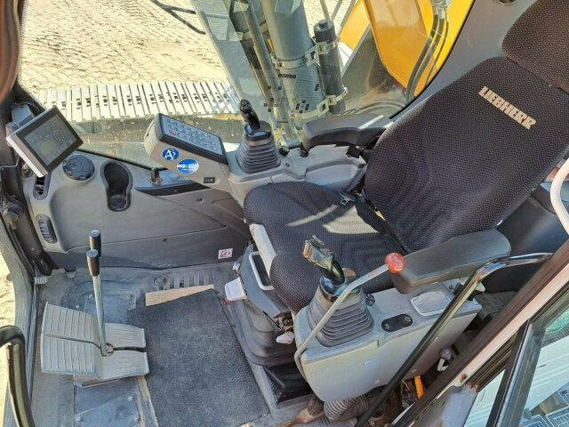 Liebherr LH40C Litronic Industry Long reach 43 Ton - حفار زحاف: صورة 5 Liebherr LH40C Litronic Industry Long reach 43 Ton - حفار زحاف: صورة 5