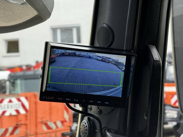 MAN TGA 18.360 4x2 HD-Kanalreiniger ASSMANN 6500 L - شاحنة الشفط: صورة 5 MAN TGA 18.360 4x2 HD-Kanalreiniger ASSMANN 6500 L - شاحنة الشفط: صورة 5