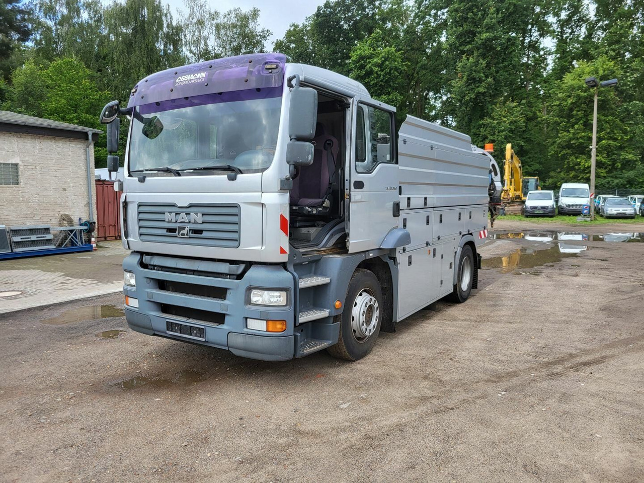 MAN TGA 18.360 4x2 HD-Kanalreiniger ASSMANN 6500 L - شاحنة الشفط: صورة 2 MAN TGA 18.360 4x2 HD-Kanalreiniger ASSMANN 6500 L - شاحنة الشفط: صورة 2