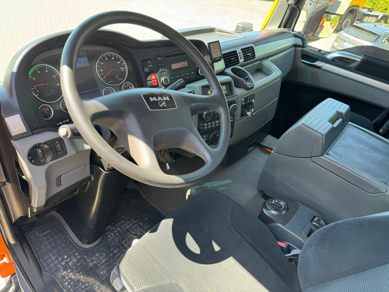 شاحنة قلاب MAN TGS 18.320 4x4 BL Euro 6 Kipper + Winterdienst: صورة 10